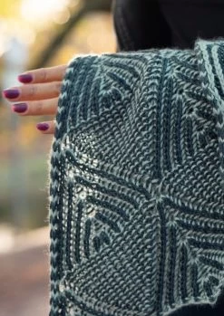 Dreieckstuch "Nachtschatten" -Strickwaren Geschäft R00M17 c86e5TZjrjACwE 1280x1280