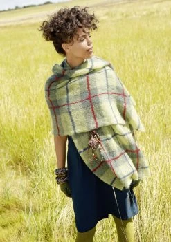 Tuch Luisa -Strickwaren Geschäft R68M25 d 1280x1280