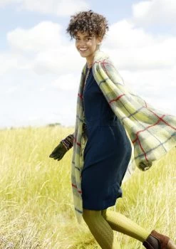 Tuch Luisa -Strickwaren Geschäft R68M25 f 1280x1280