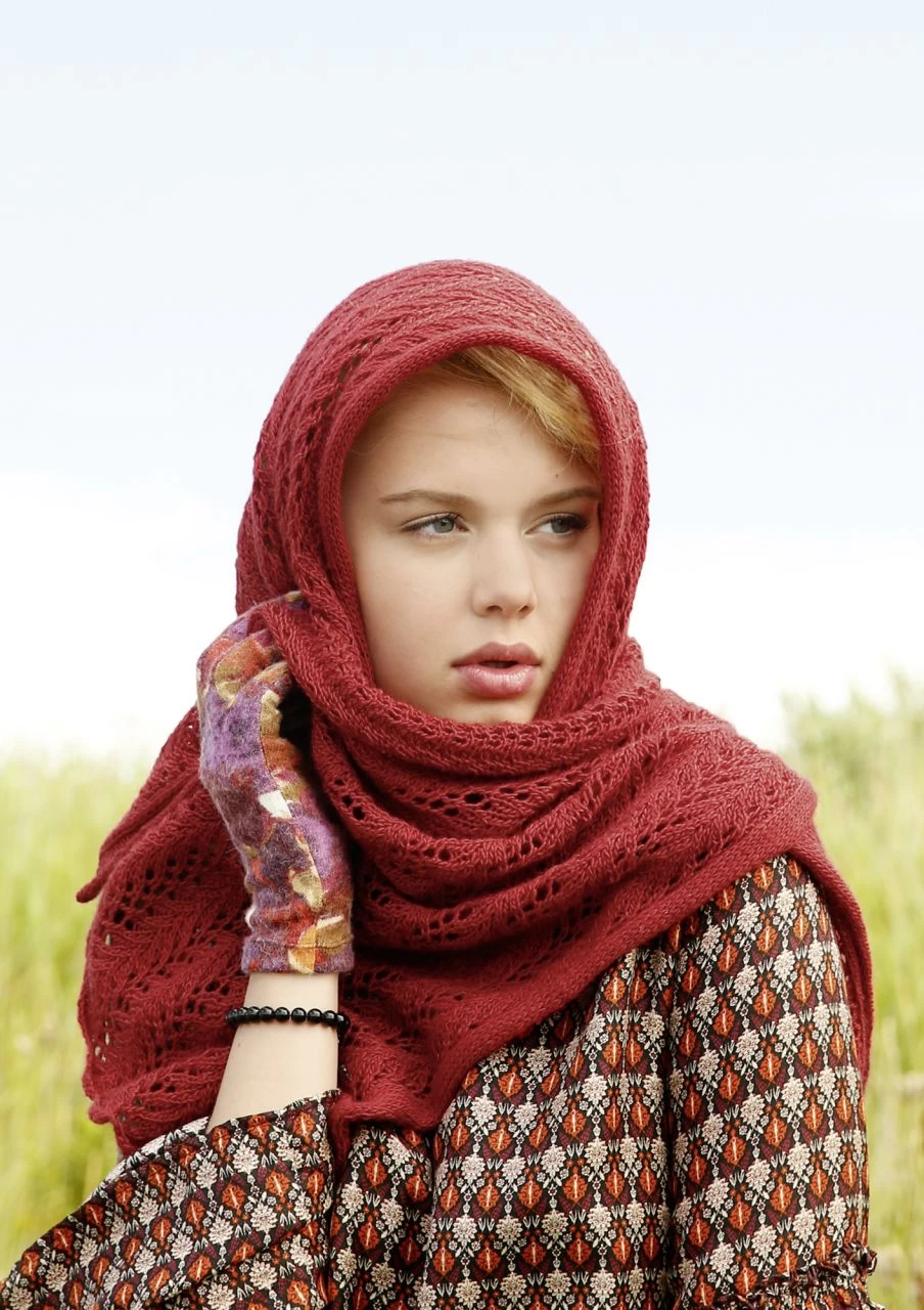Schal Mit Lochmuster 5 Schal Mit Lochmuster – Bild 5