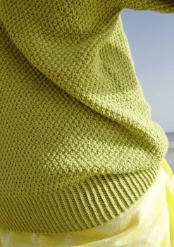 Pullover Mit Rückenausschnitt