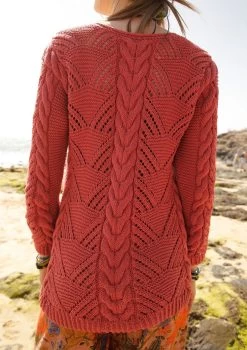 Pullover Mit Lochmuster Und Zöpfen 8 Pullover Mit Lochmuster Und Zöpfen -Strickwaren Geschäft R70M13 d 1280x1280