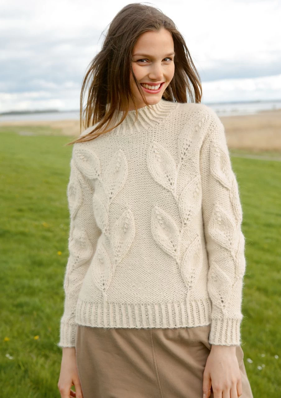 Pullover Mit Blattmuster 2 Pullover Mit Blattmuster – Bild 2