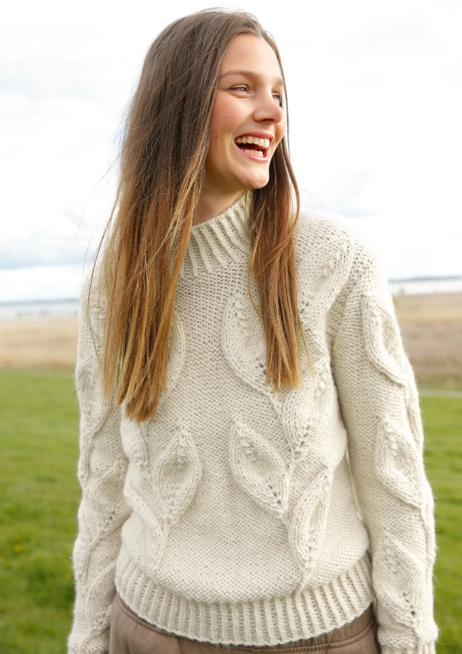 Pullover Mit Blattmuster 5 Pullover Mit Blattmuster – Bild 5