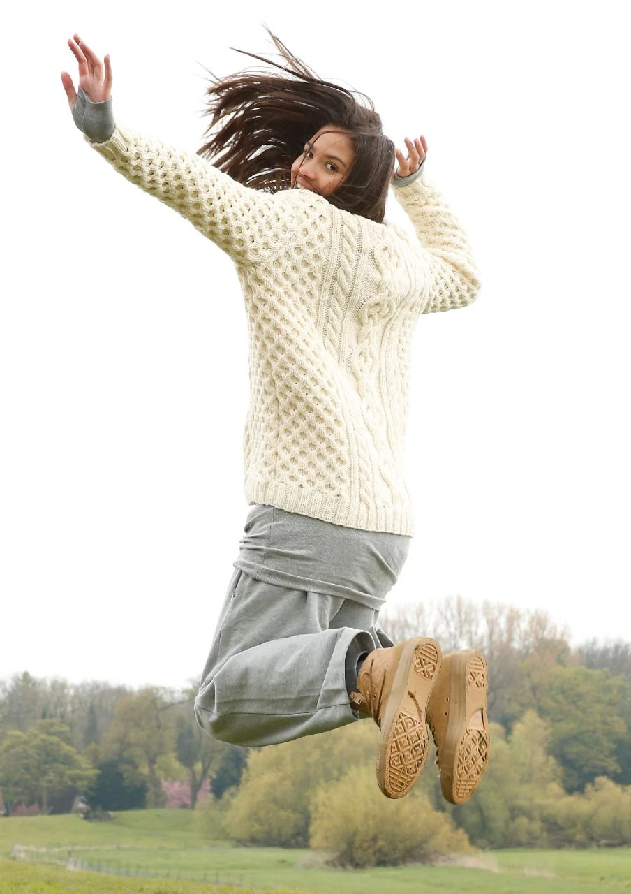 Langer, Weiter Pullover 3 Langer, Weiter Pullover – Bild 3