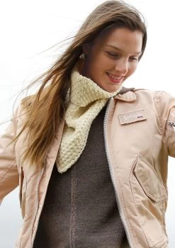 Kragen 9 Kragen -Strickwaren Geschäft R71M11 d 1280x1280