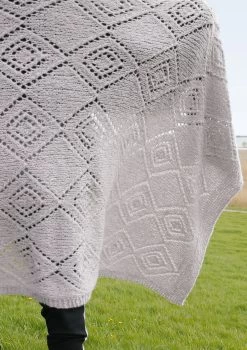 Schultertuch Mit Lochmuster 11 Schultertuch Mit Lochmuster -Strickwaren Geschäft R71M23 b 1280x1280