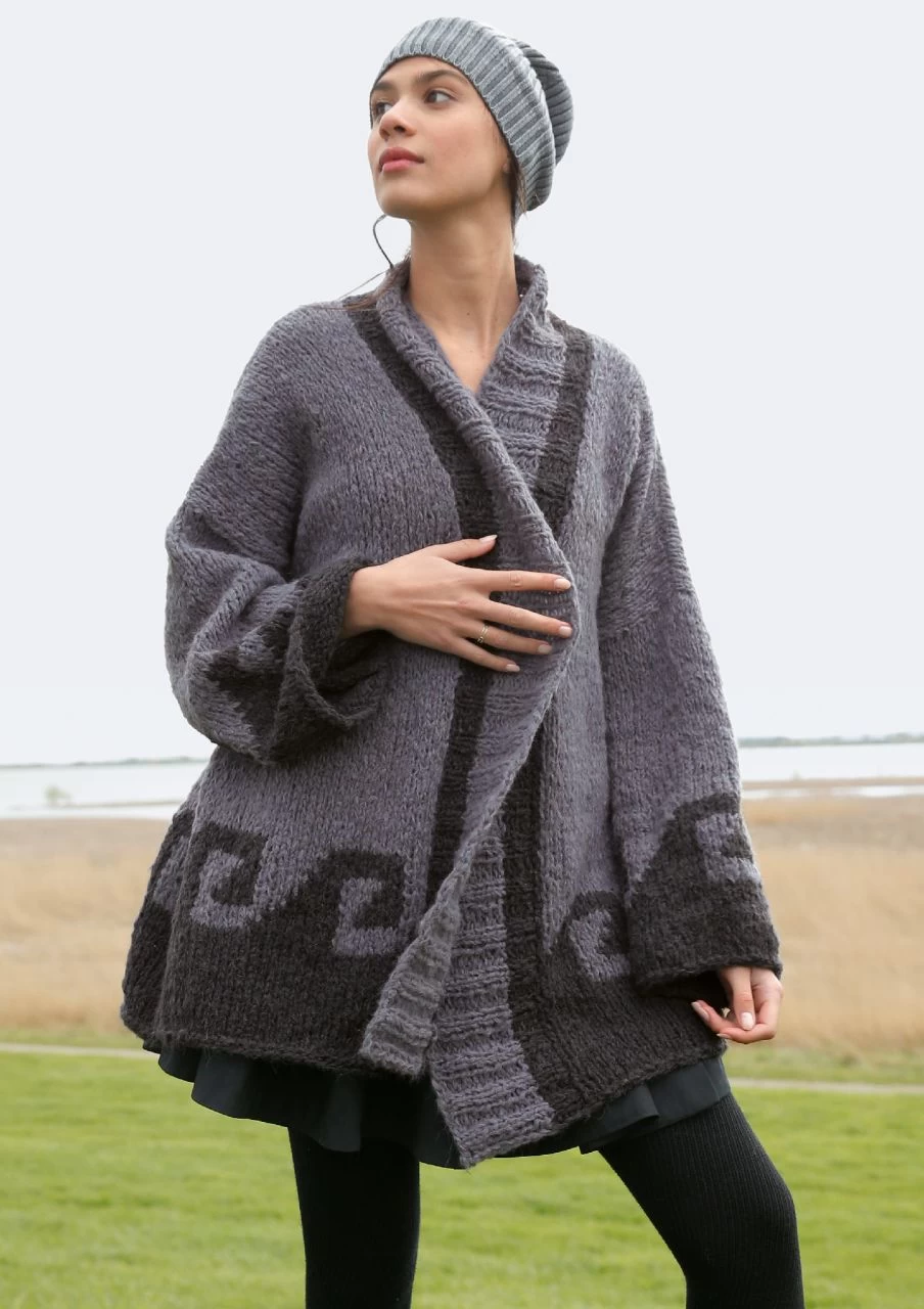 Weiter Jacke Mit Mäander 1 Weiter Jacke Mit Mäander