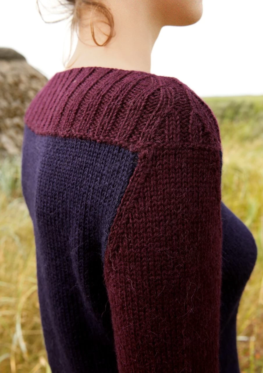 2-farbiger Pullover 2 2-farbiger Pullover – Bild 2