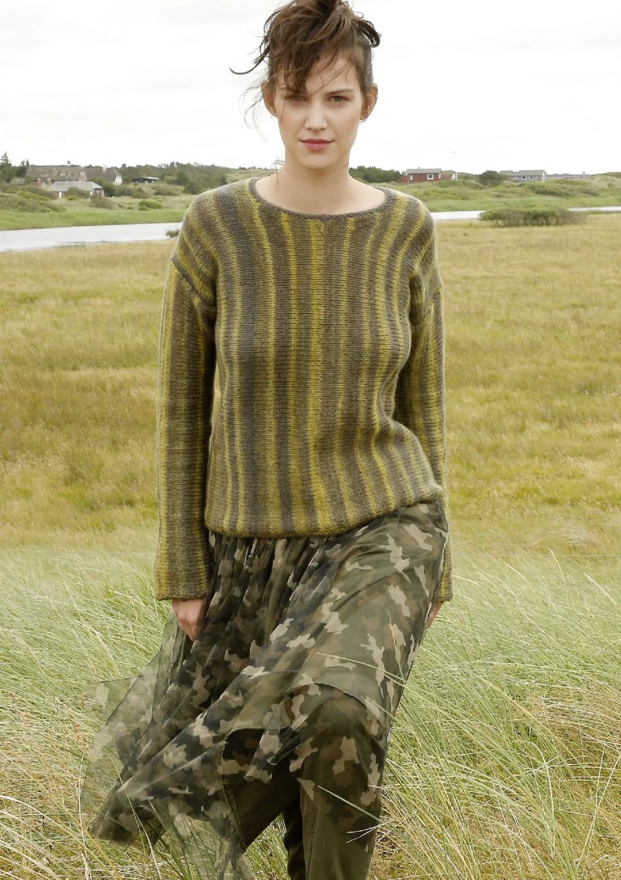 Quer Gestrickter Pullover 5 Quer Gestrickter Pullover – Bild 5