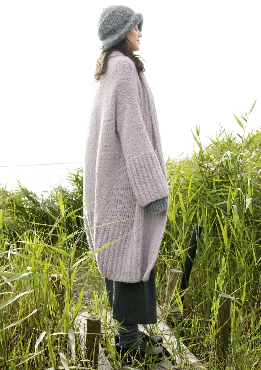 Weiter Mantel Mit Schalkragen 5 Weiter Mantel Mit Schalkragen – Bild 5