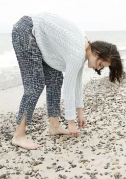 Rippenpullover Mit Zopfmustern -Strickwaren Geschäft R72M24 f 1280x1280