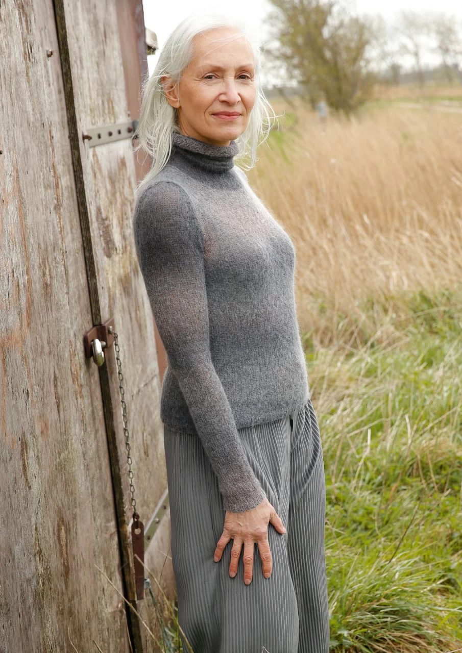 Dünner Rollkragen-Pulli 2 Dünner Rollkragen-Pulli – Bild 2