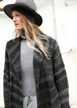 Mantel Mit Glockigem Rock -Strickwaren Geschäft R75M09 c 1280x1280