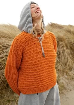 Quer Gestrickter Pullover
