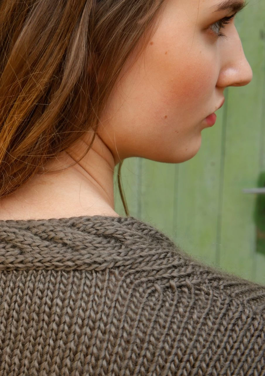 Pullover Mit V-Ausschnitt 3 Pullover Mit V-Ausschnitt – Bild 3