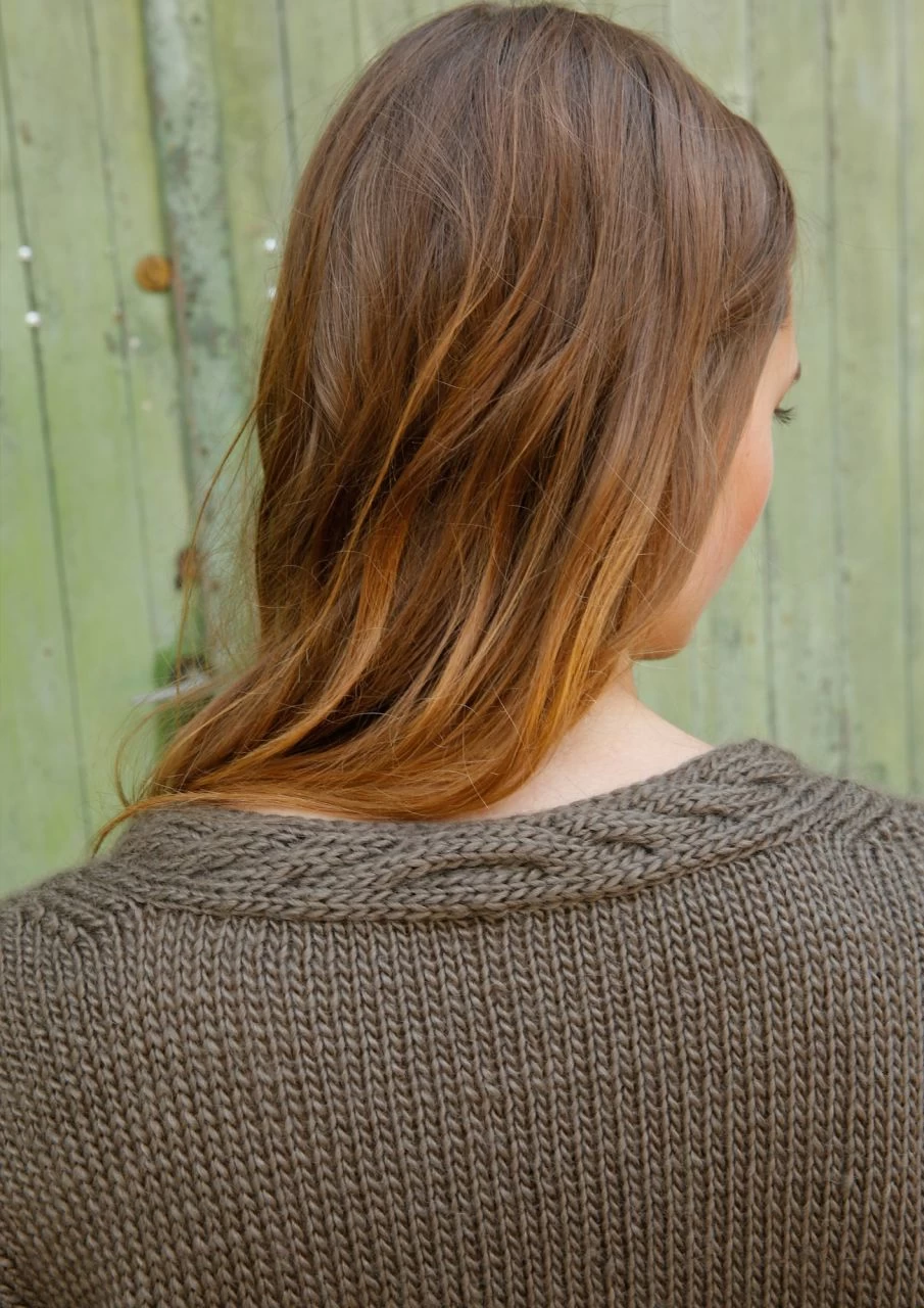 Pullover Mit V-Ausschnitt 5 Pullover Mit V-Ausschnitt – Bild 5