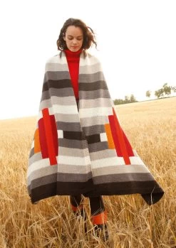 Stola Mit Farbflächen 9 Stola Mit Farbflächen -Strickwaren Geschäft R76M30 f 1280x1280