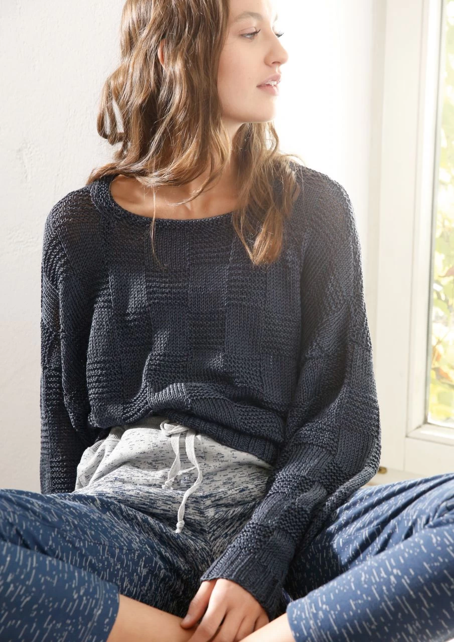 Kurzer Pulli Mit Karomuster 1 Kurzer Pulli Mit Karomuster