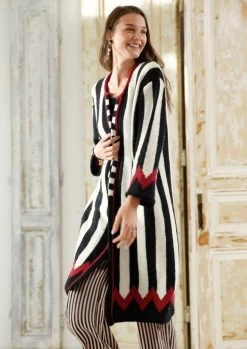 Längsgestreifter Mantel 11 Längsgestreifter Mantel -Strickwaren Geschäft R77M25 dVXr8WKui8Rpri 1280x1280