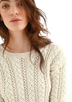 Kurzer Pullover Mit Zopfmuster -Strickwaren Geschäft R78M04 d 1280x1280