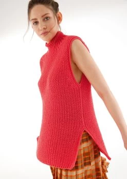 Langes Top Mit Schlitzen