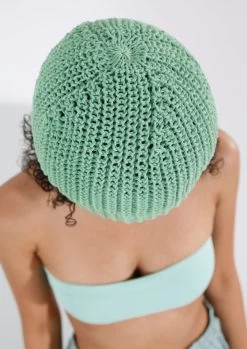 Mütze Im Halbpatent -Strickwaren Geschäft R78M21 a 1280x1280