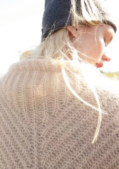 Patent Pullover 10 Patent Pullover -Strickwaren Geschäft R79M02 g 1280x1280