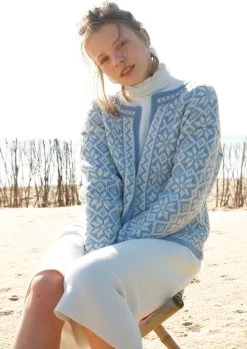 Jacke Mit Norwegersternen Und Bordüre -Strickwaren Geschäft R80M04 b 1280x1280