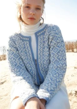 Jacke Mit Norwegersternen Und Bordüre -Strickwaren Geschäft R80M04 c 1280x1280