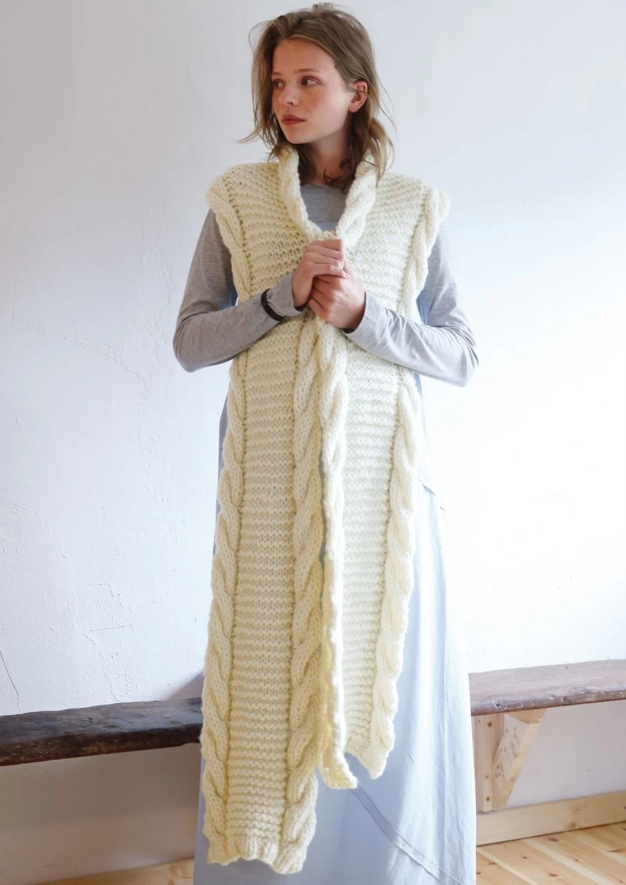 Dicker Zopfmusterschal 3 Dicker Zopfmusterschal – Bild 3