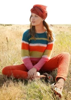 Pulli Mit Multicolorstreifen