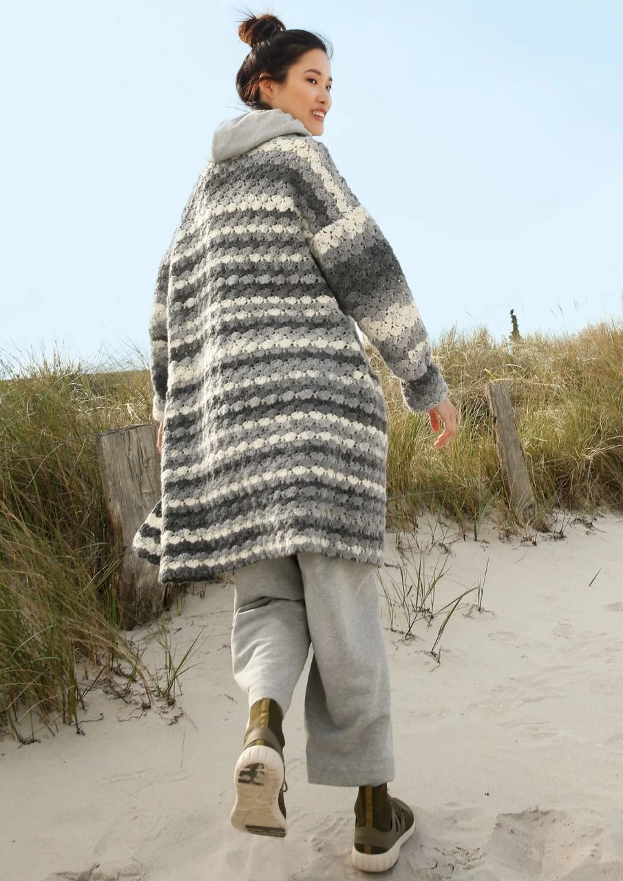 Gehäkelte Longjacke Alsterblick 6 Gehäkelte Longjacke Alsterblick – Bild 6