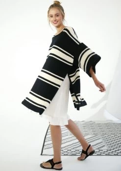 Ponchopulli Issey 10 Ponchopulli Issey -Strickwaren Geschäft R85M24 e 1280x1280