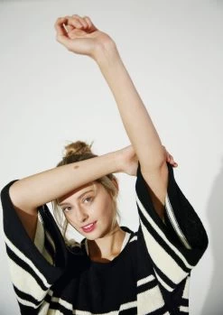 Ponchopulli Issey 8 Ponchopulli Issey -Strickwaren Geschäft R85M24 g 1280x1280