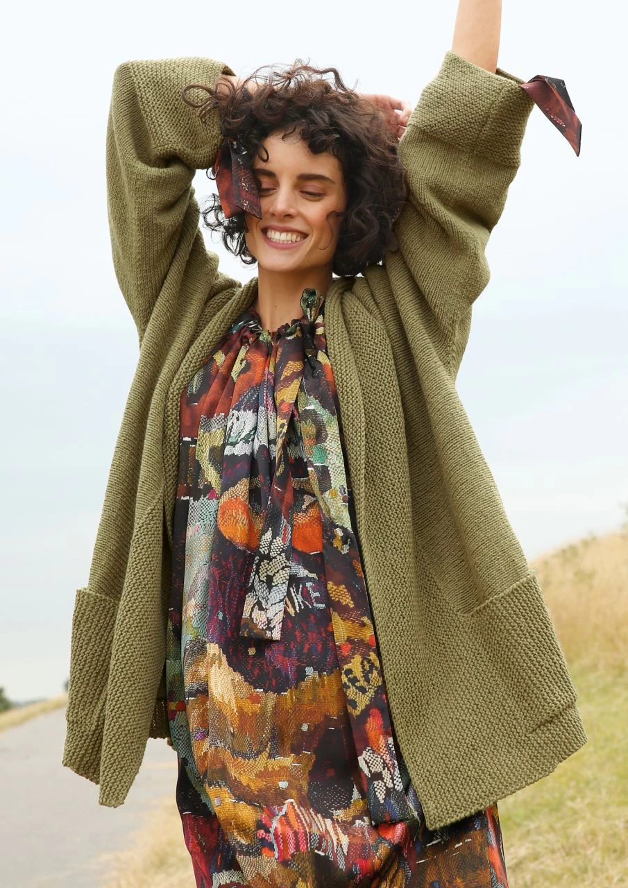 Verschlusslose Jacke Olivia 1 Verschlusslose Jacke Olivia