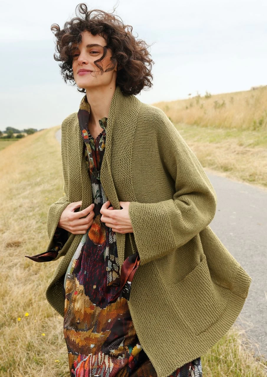 Verschlusslose Jacke Olivia 5 Verschlusslose Jacke Olivia – Bild 5