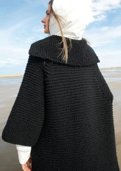 Strickmantel Black Beauty 10 Strickmantel Black Beauty -Strickwaren Geschäft R88M23 f 1280x1280