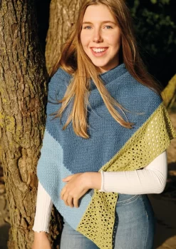 Dreieckstuch Mila -Strickwaren Geschäft RO EVWI 005 Mila f 1280x1280